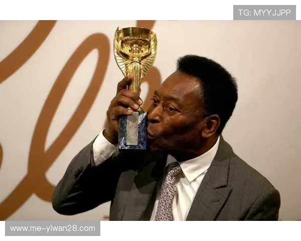 世界足球明星的崛起与辉煌 谁才是真正的球王之争