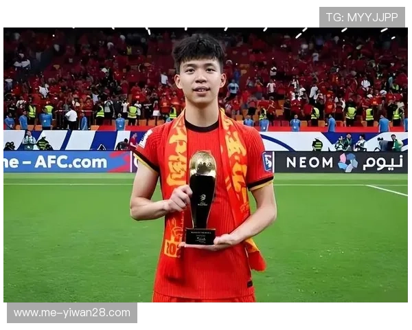 藏族足球新星崛起：带领球队冲刺国内外赛场展现民族力量